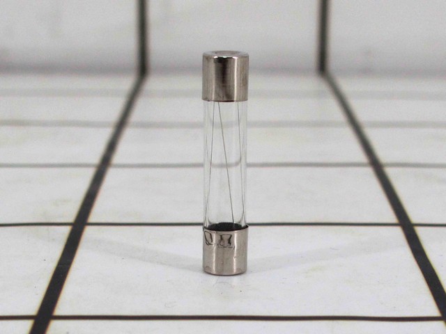 GE - Fuse Glass / Sekering Tabung Kaca Besar 4A