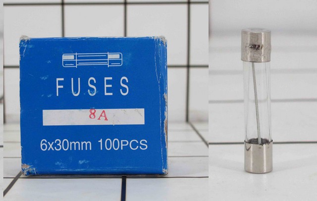 GE - Fuse Glass / Sekering Tabung Kaca Besar 8A