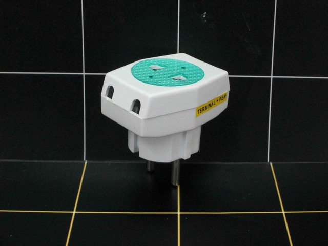 LOYAL - Steker T Multi Warna LY-911W Yunior