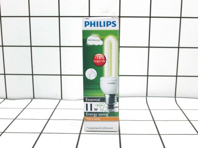 PHILIPS - Lampu Essential 11 Watt Warm White