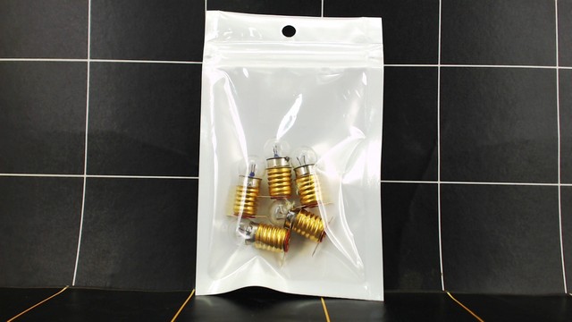 GE - Bohlam + Fitting E10 Mini 2.5V