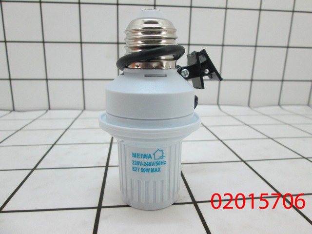MEIWA Fitting lampu sensor  cahaya otomatis