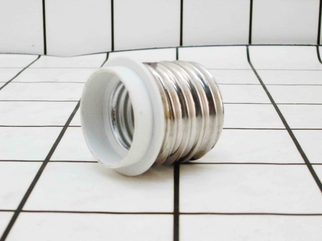 GE - Fitting Sambungan Lampu E40-E27 5 cm