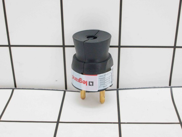 Steker LEGRAND 050177 Plugp SCH Straight