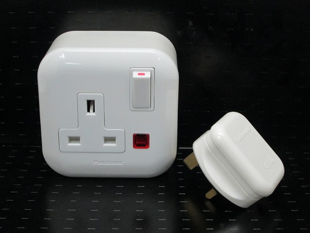 Panasonic stopkontak AC WBJ1214W