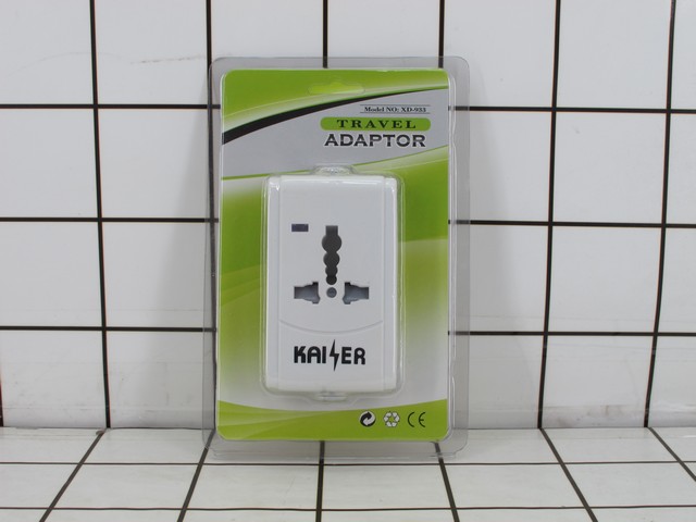 Universal Travel Adaptor  With 1000mA USB