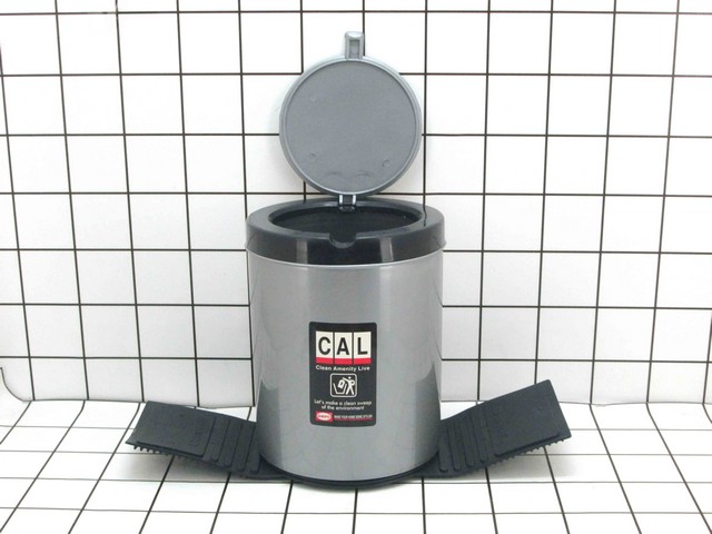CAL - Tempat Sampah Mobil Mini