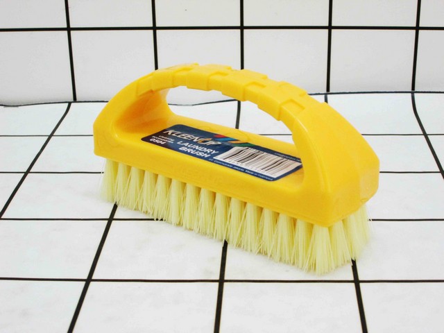 Kleen Up Laundry Brush Sikat Baju Serbaguna