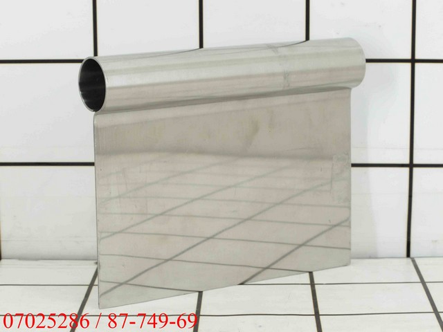 Alat Potong Kue 13 x 10 CM Scraper Cutter