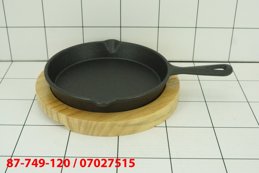 FryPan Cast Iron dengan  Tatakan kayu 13,5 Cm