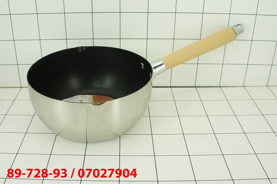 Panci Susu Gagang Kayu 20 Cm