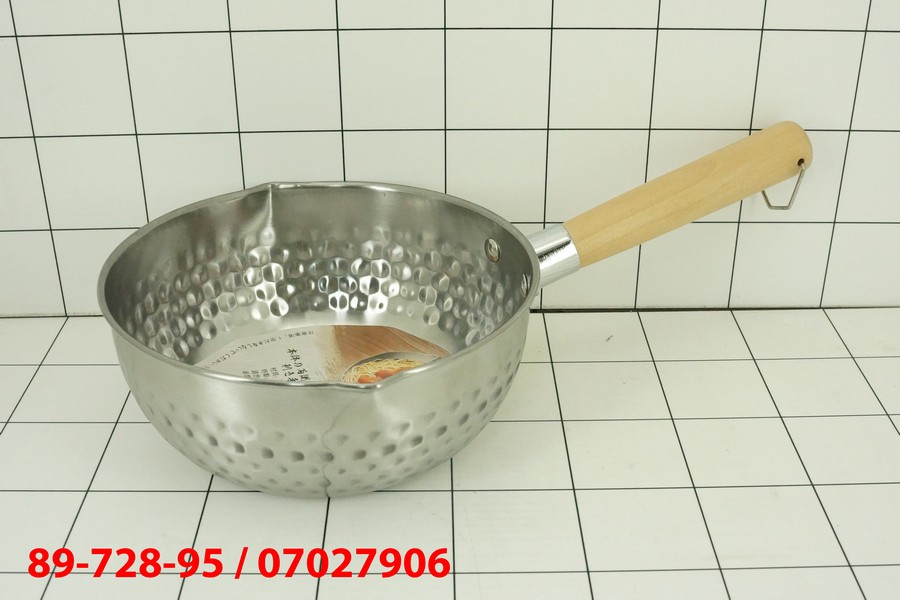 Panci Susu Stainless 18 Cm Motif Palu Pegangan Kayu