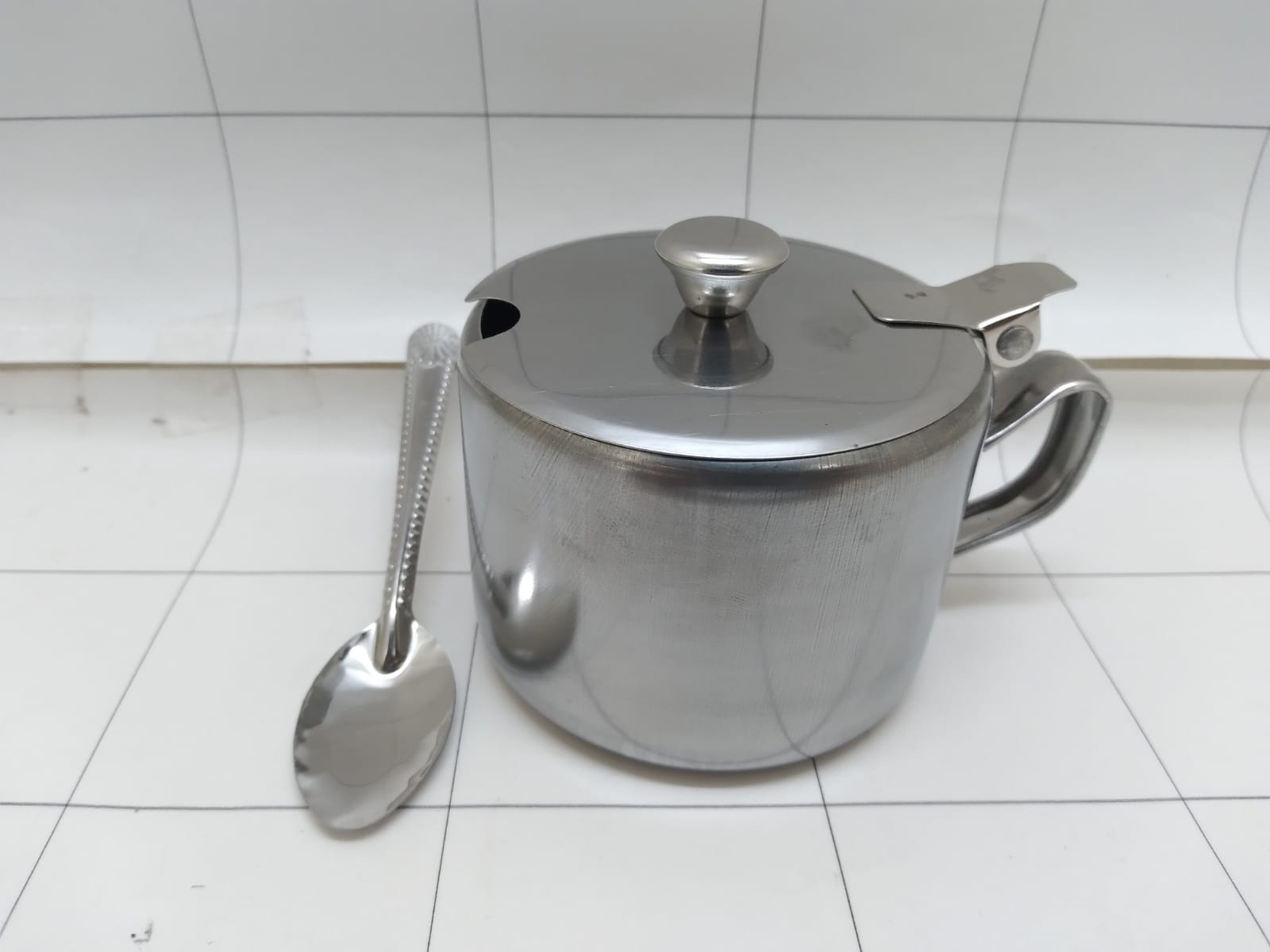 Tempat Bumbu Stainless Steel Dengan Sendok 7,5 Cm