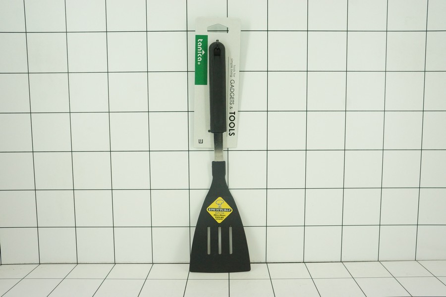 GE - Spatula Viva Nylon 28 CM