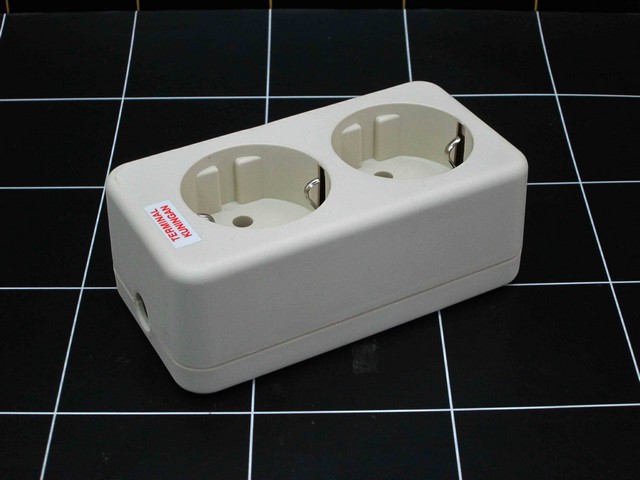 UTICON STOP KONTAK ARDE 2 LUBANG ST-128 2P ST128 LOBANG ORIGINAL