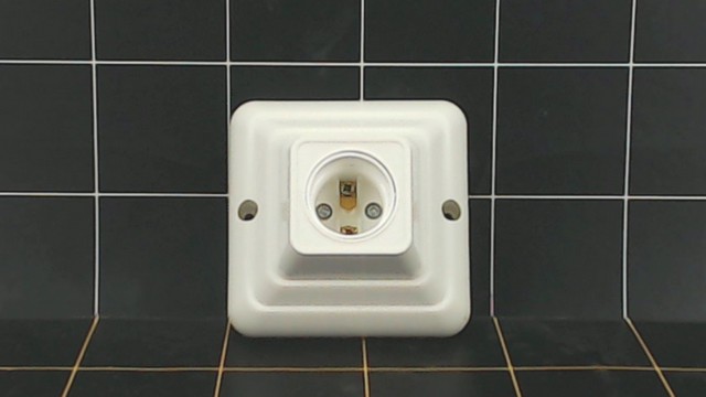 PANASONIC Fitting / Rumah Lampu Kotak Cream NLP52202