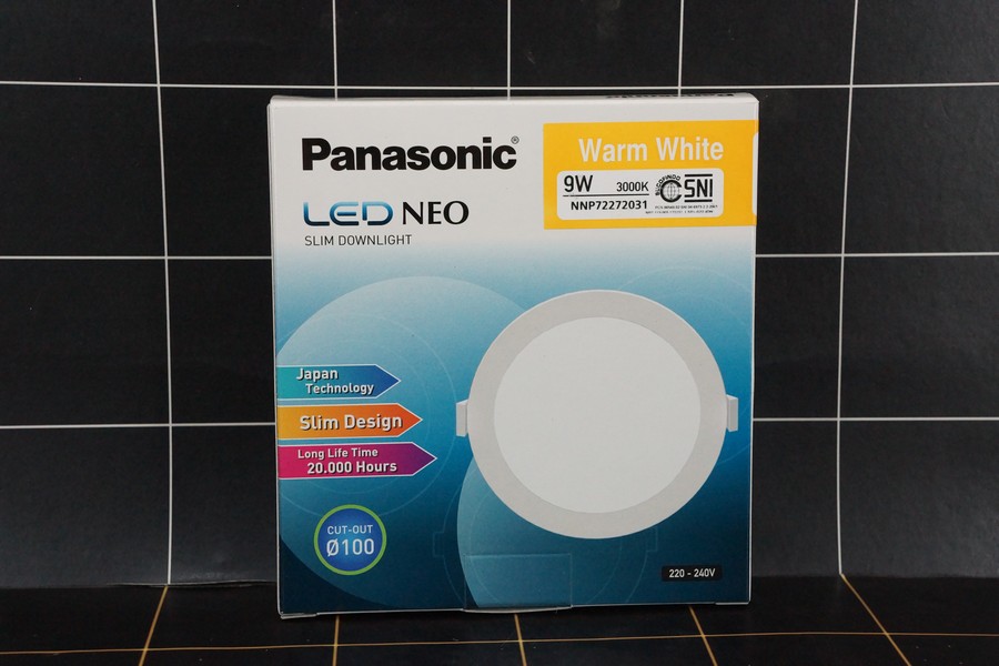PANASONIC - Lampu Slim Down Light Warm White 9 Watt