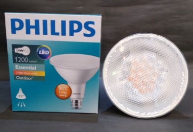 Lampu LED Philips Essential  LED 120 Watt