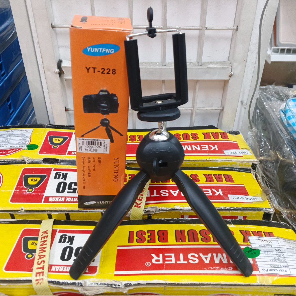 Yunteng Mini Tripod  YT-228